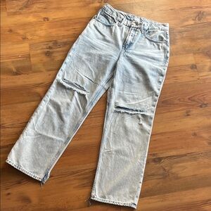 Good American Good 90s light Blue Distressed  Jeans 6/28